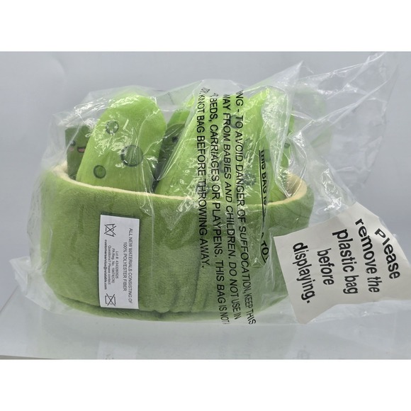 NEW Emotional Support Pickles Plush Set – 5 Stuffed Toys & Basket by Relatable - Picture 3 of 9